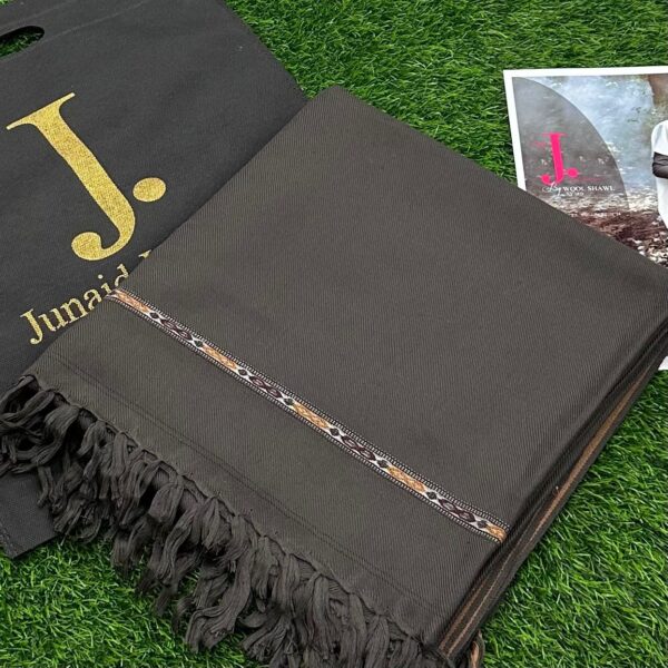 Winter Men Shawls Fashion Online 2024 Discover J.Soft Woolen Shawls