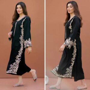 Winter Elegance Redefined Zara Shahjahans 2024 25 Danak Peach Leather Collection